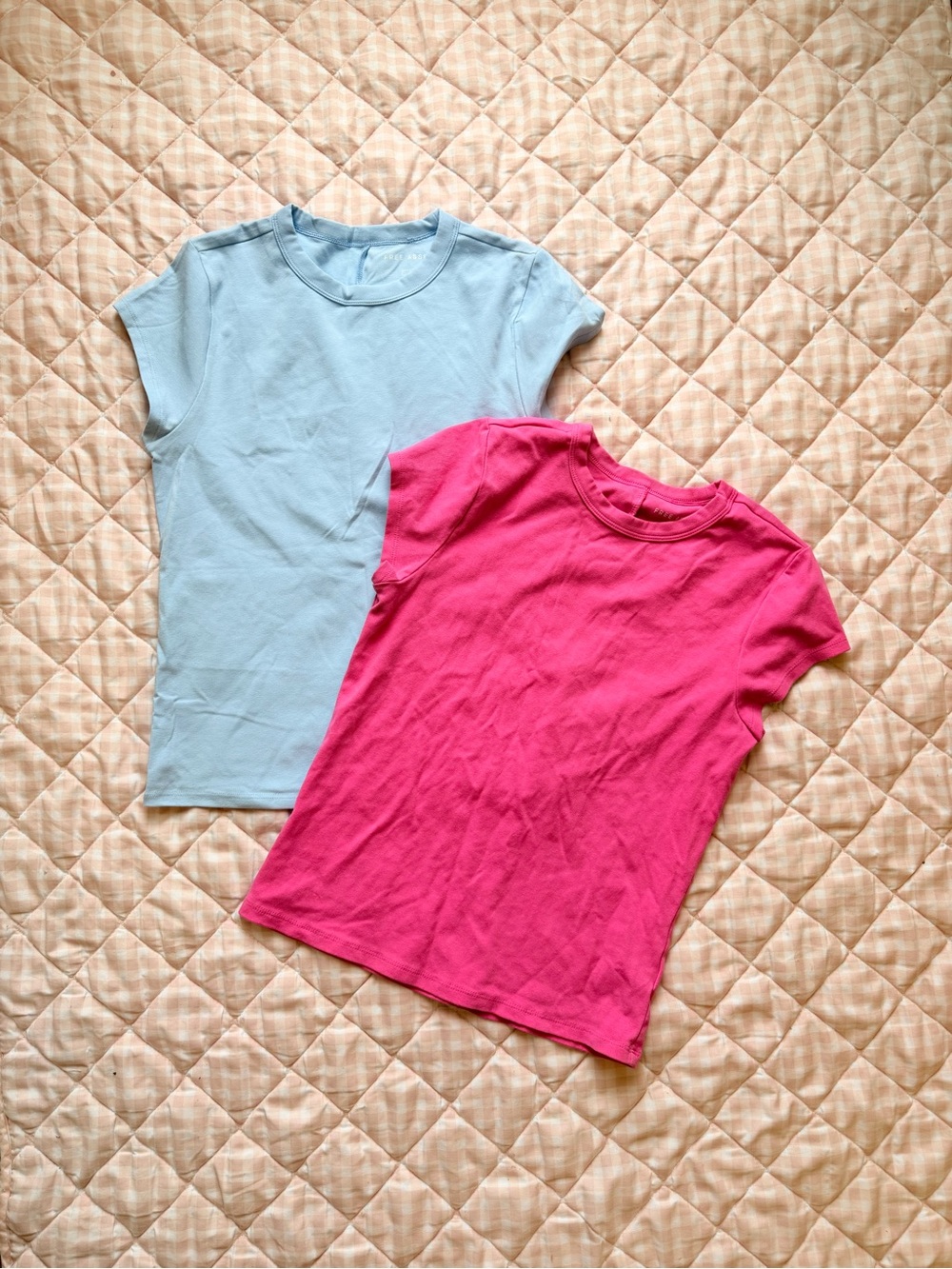 Women’s Short Sleeve Tees - Pink & Light Blue
